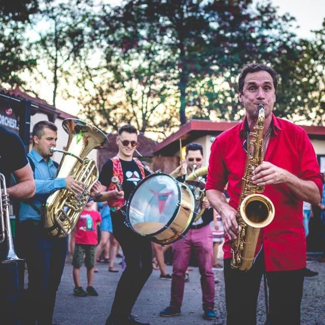 Lovesong Orchestra (CZ)